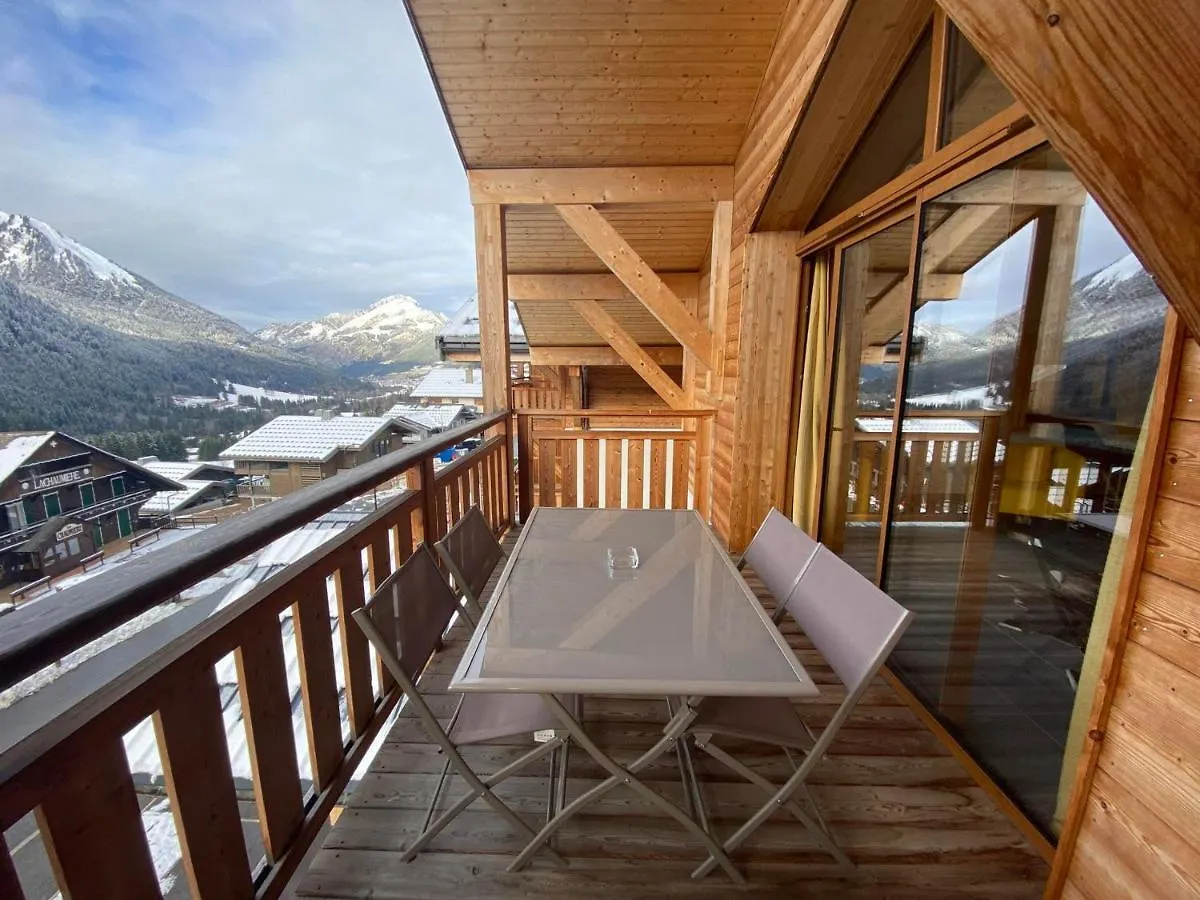 Appartement 2E Etage Proche Centre, 3€/Jour Multi Pass, 2 Ch., Balcon Sud, Garage Prive, Chatel - Fr-1-693-33 Apartment