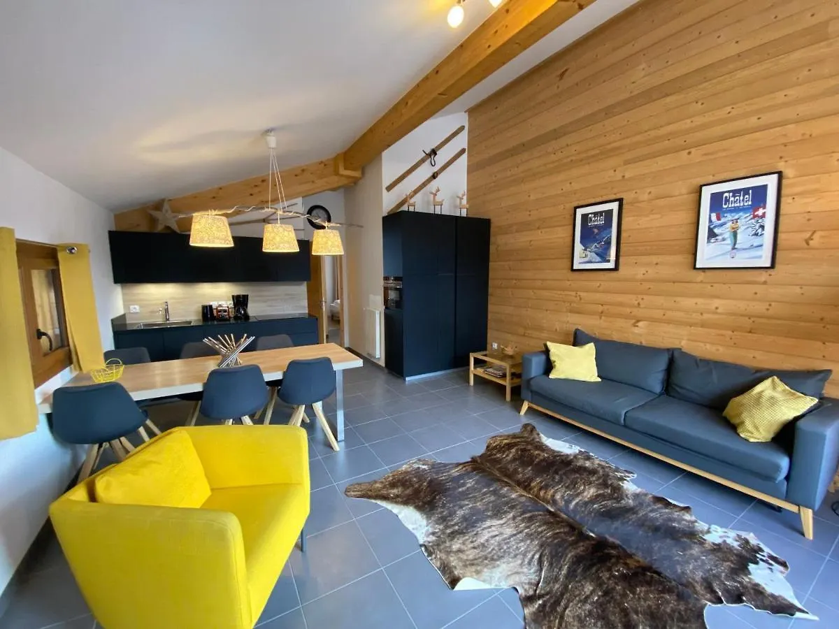 Apartment Appartement 2E Etage Proche Centre, 3€/Jour Multi Pass, 2 Ch., Balcon Sud, Garage Prive, Chatel - Fr-1-693-33