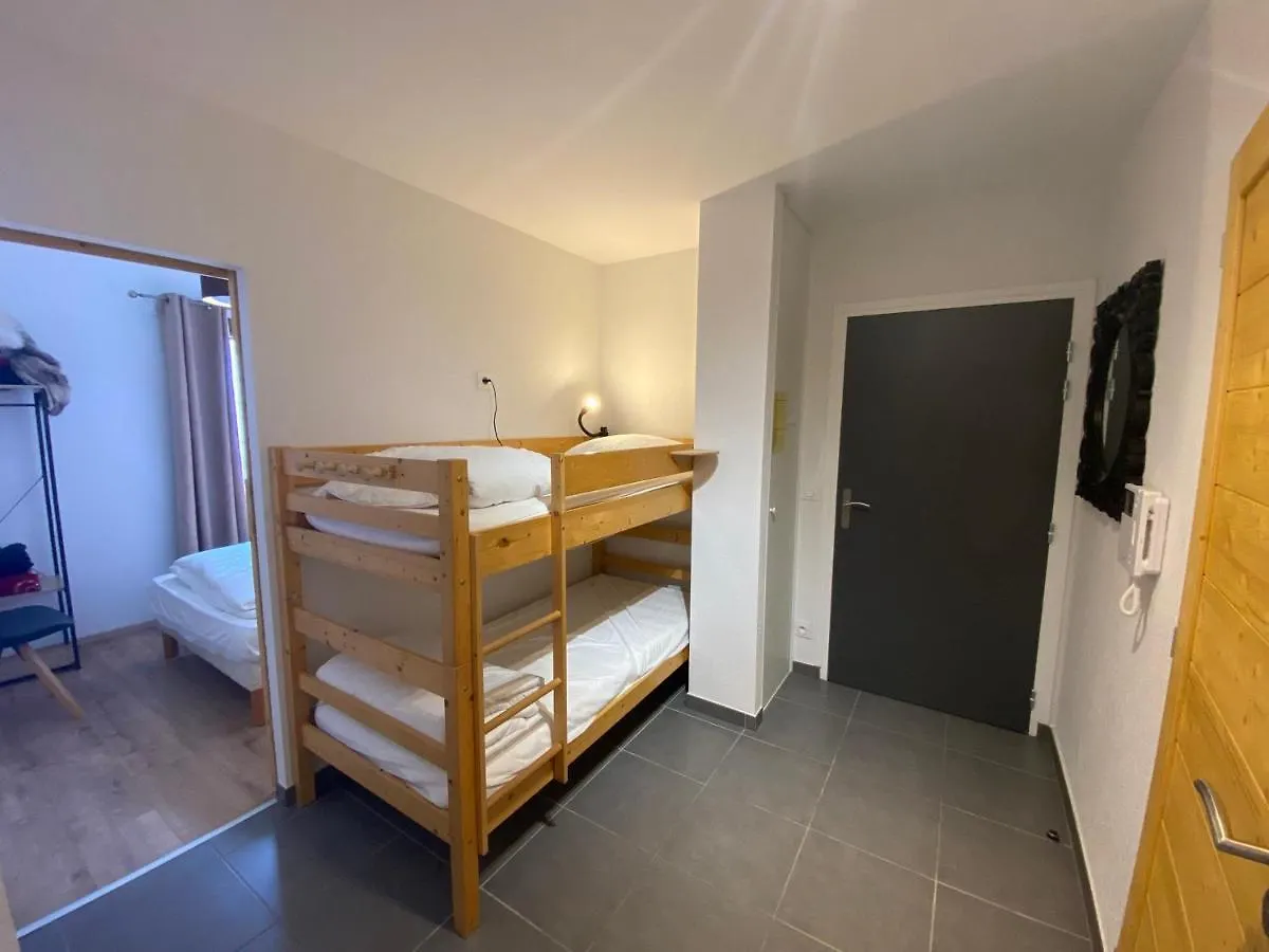 Appartement 2E Etage Proche Centre, 3€/Jour Multi Pass, 2 Ch., Balcon Sud, Garage Prive, Chatel - Fr-1-693-33 0*,
